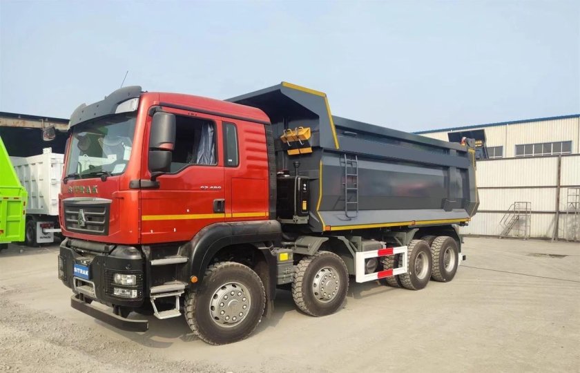 Sitrak c7h 8x4 самосвал