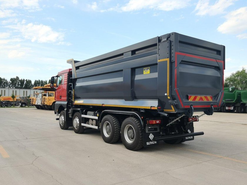 Sitrak c7h zz3316v306me