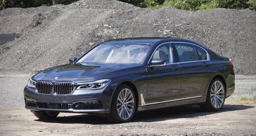 BMW 750i XDRIVE