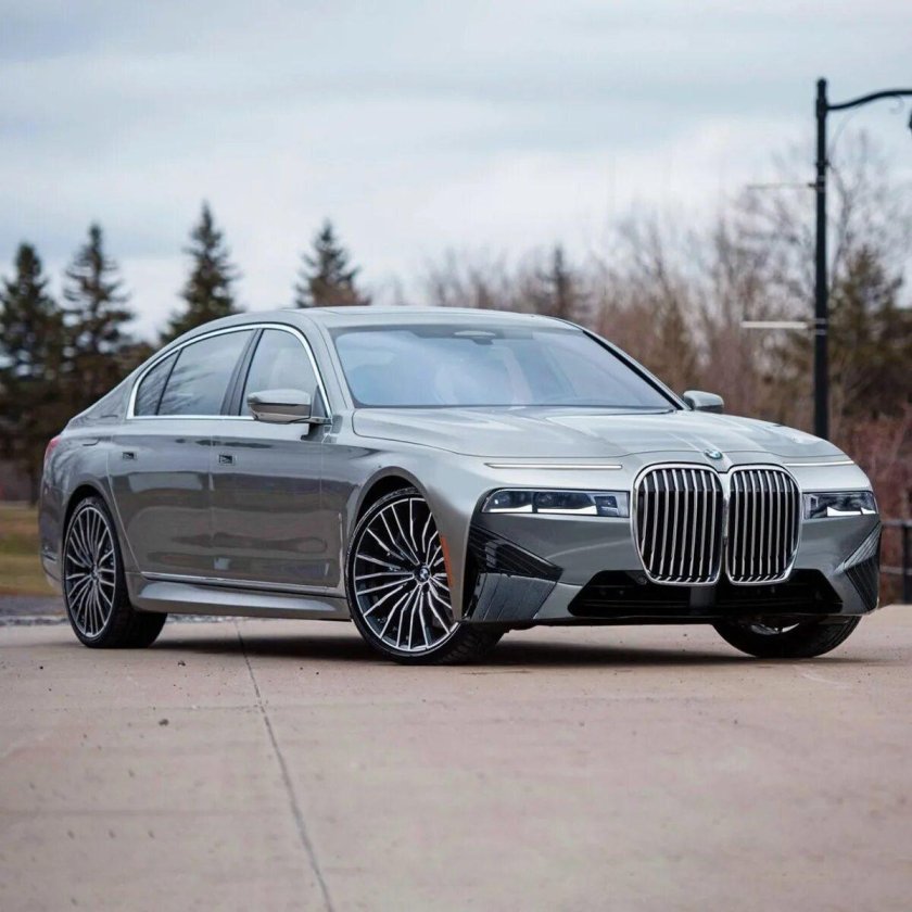 BMW 7 2023