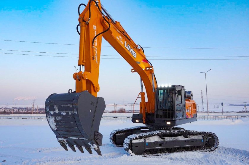 Экскаватор umg e330c