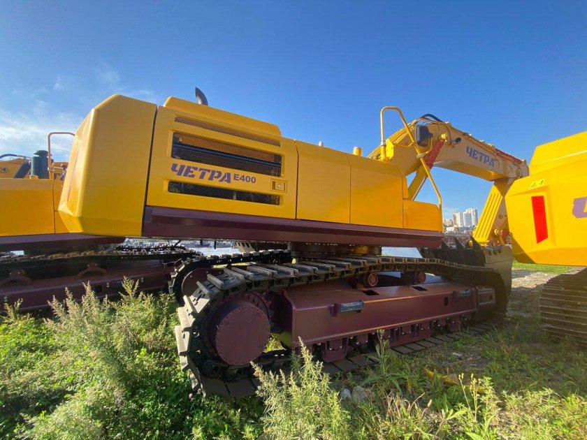 Экскаватор четра