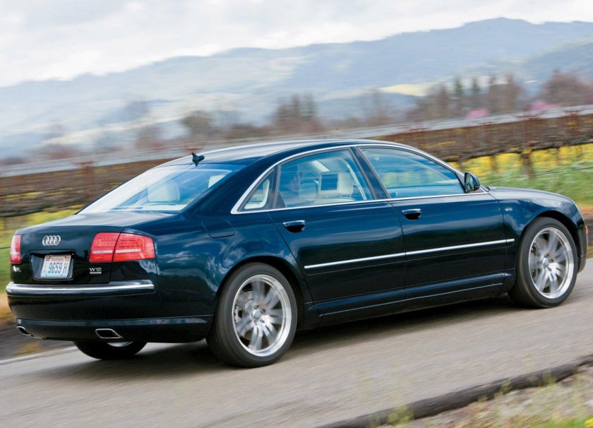 Audi a8 w12