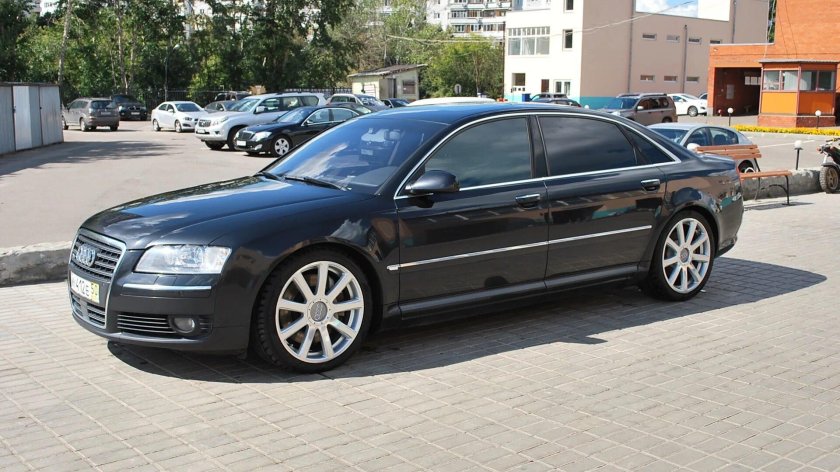 Audi a8 d3 w12