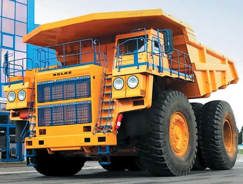 БЕЛАЗ карьерный самосвал