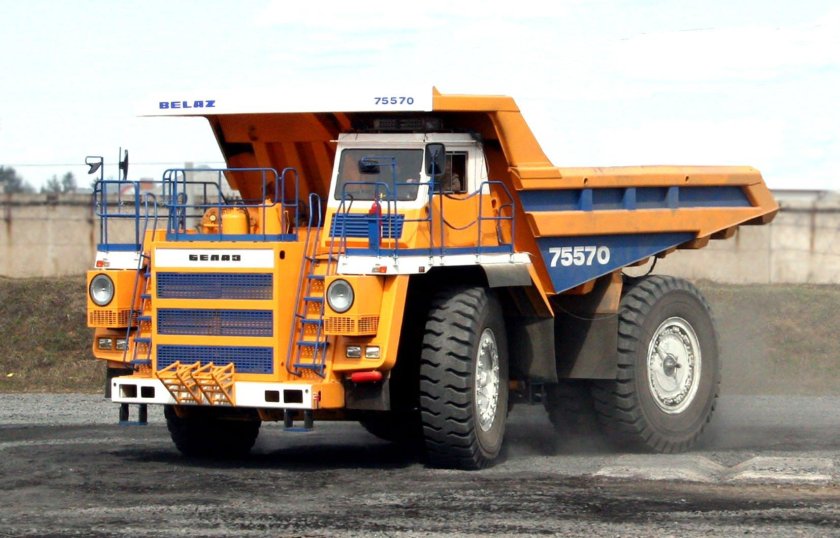 БЕЛАЗ 7557