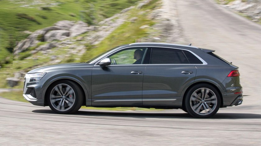 Audi sq8