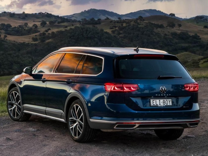 VW Passat Alltrack 2022
