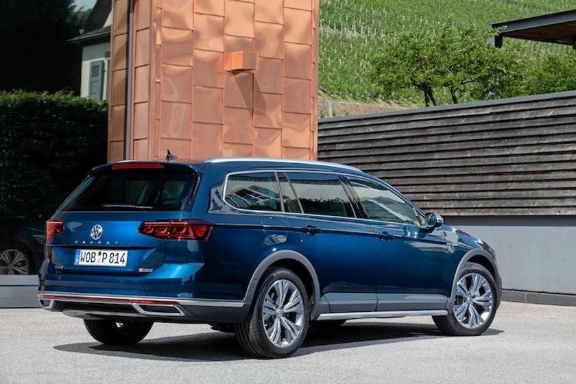 Volkswagen Passat Alltrack универсал