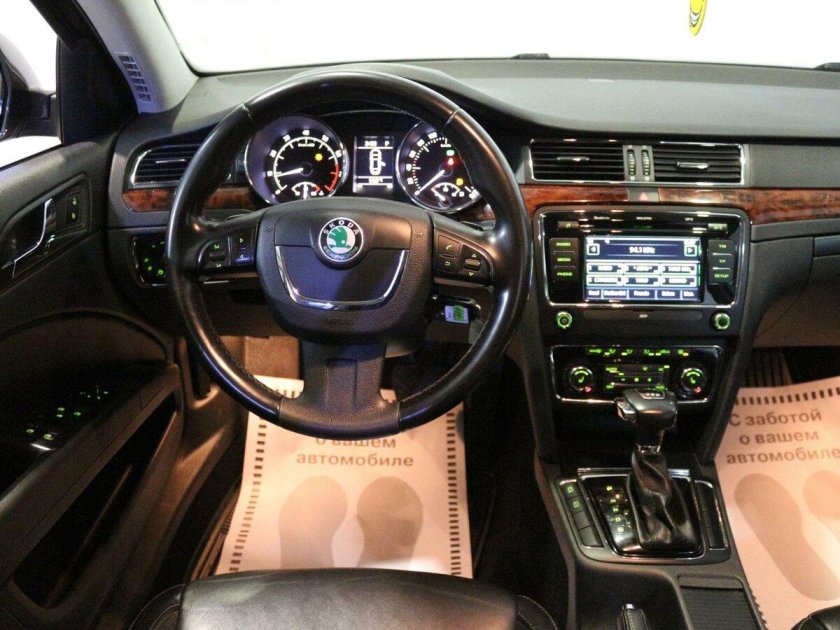 Шкода Суперб 2012 1.8