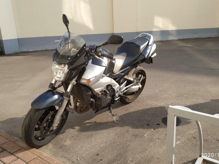 Мотоцикл suzuki