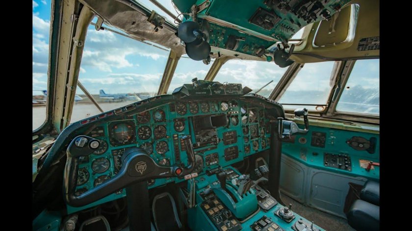 Ту 154 кабина