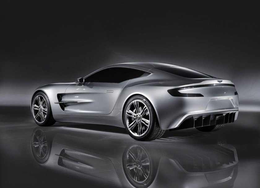 Астон мартин one 77