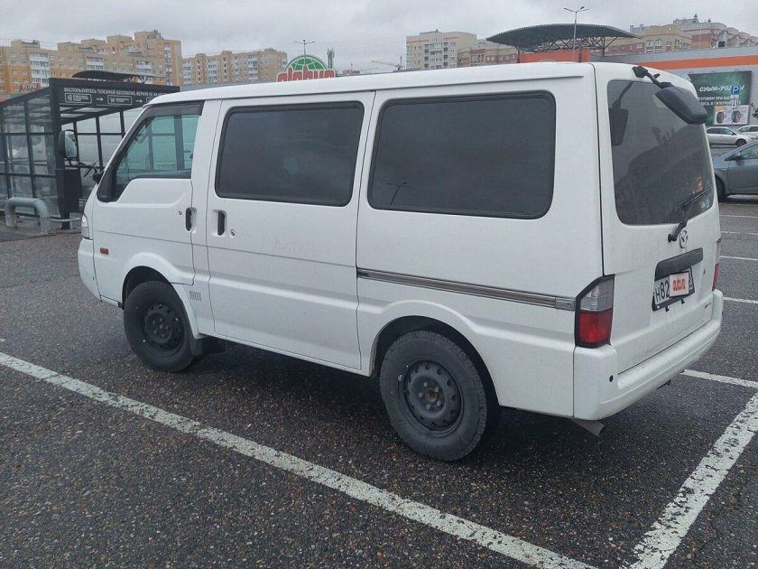 Мазда бонго микроавтобус
