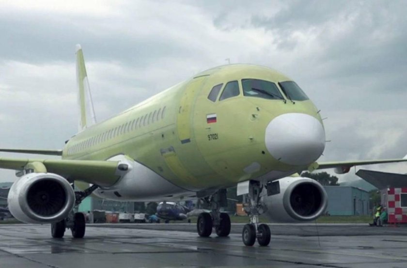 Sj100 самолет