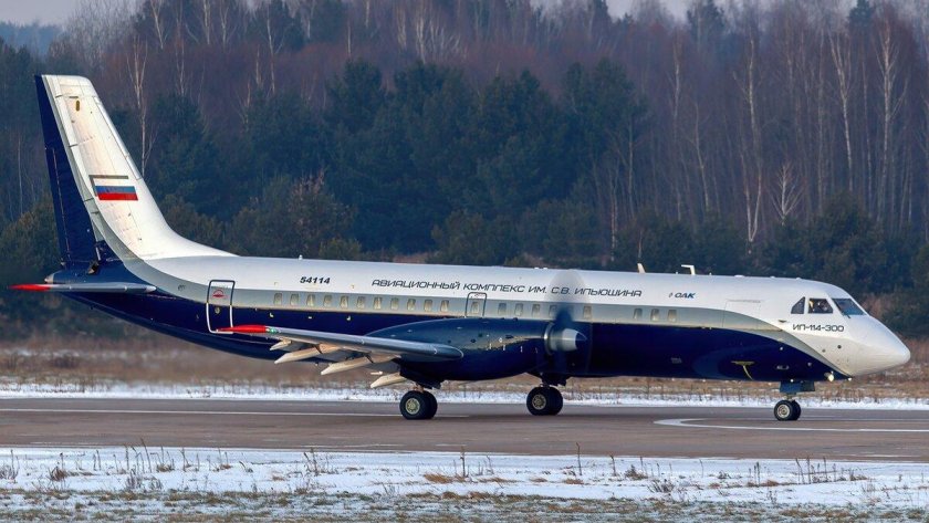 Самолет ил-114-300