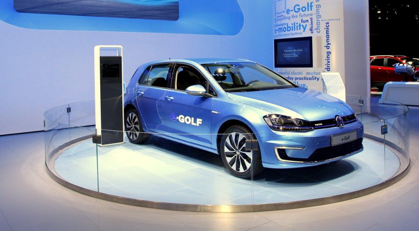 Volkswagen Golf электромобиль