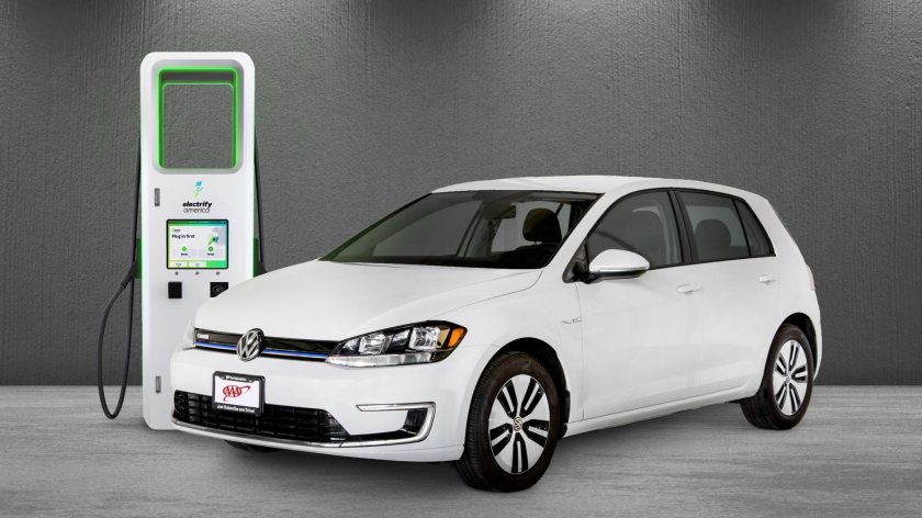 Volkswagen Golf электромобиль