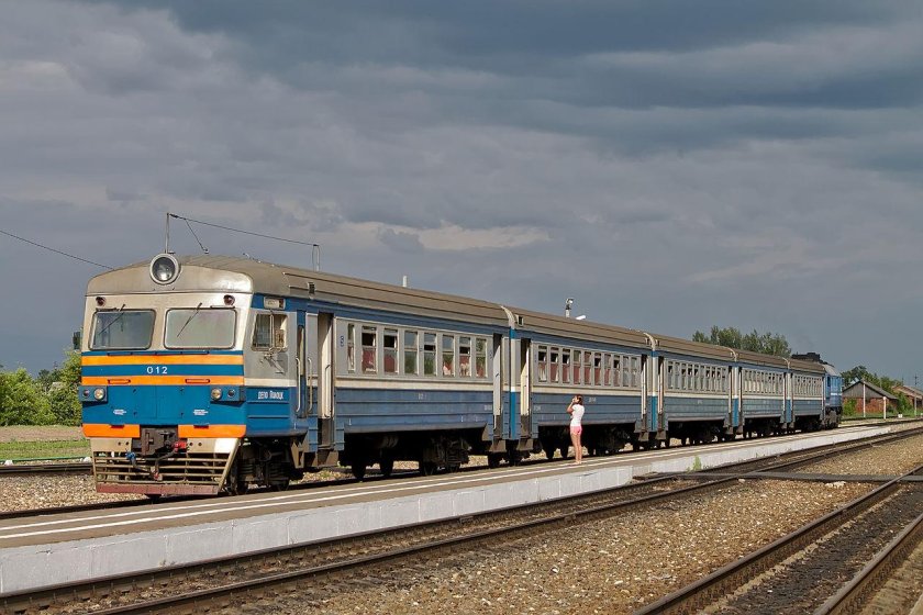 Ддб1 дизель-поезд