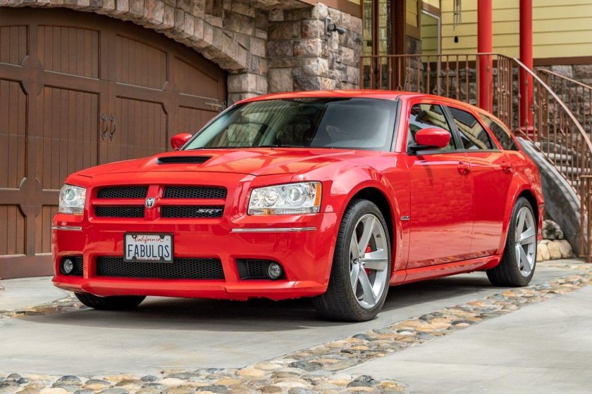Dodge magnum 2008