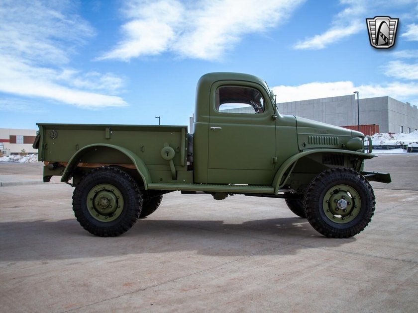 Dodge WC 56