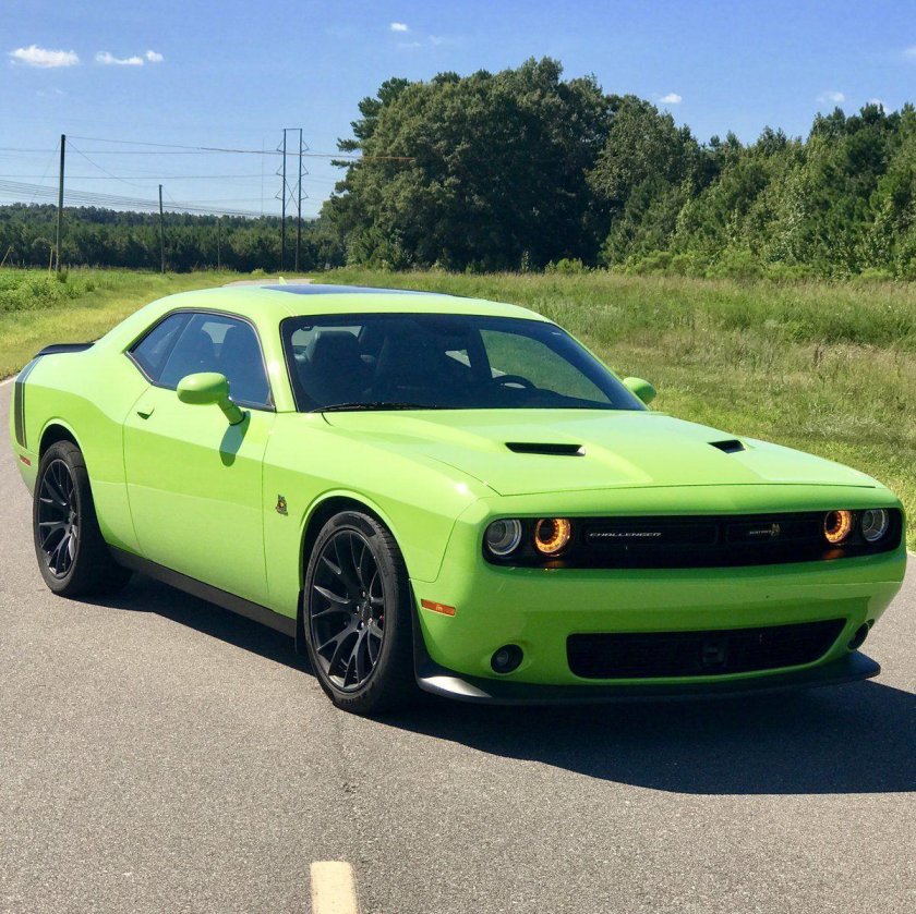Додж Челленджер
