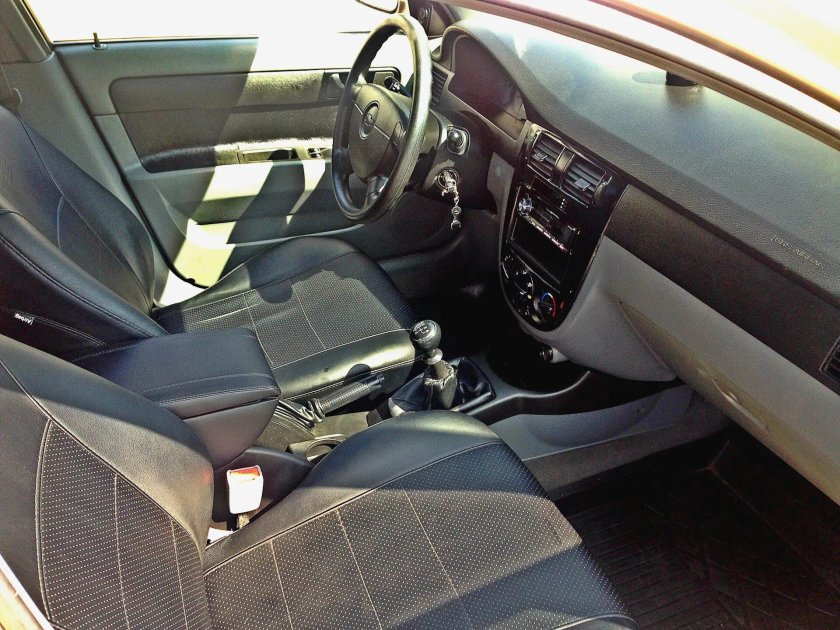 Lacetti 1.4 салон 2008