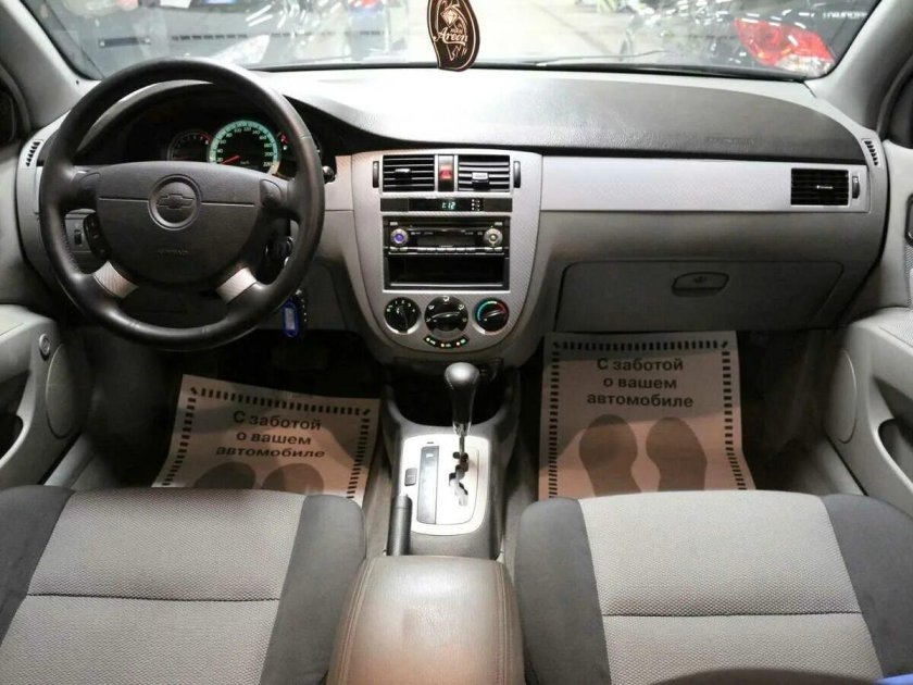 Шевроле Лачетти седан 2008 салон