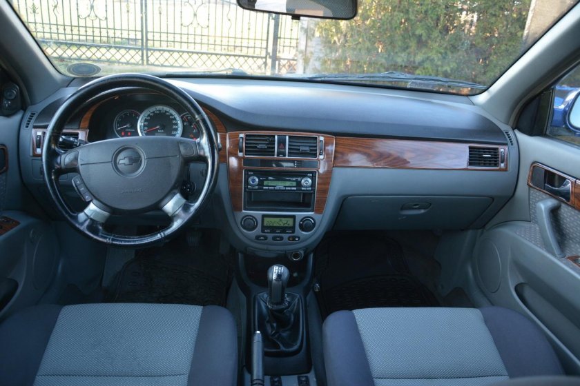 Chevrolet Lacetti седан 2007 салон