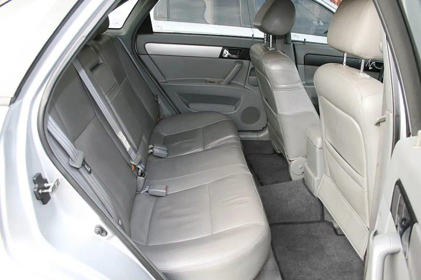 Chevrolet Lacetti салон сзади