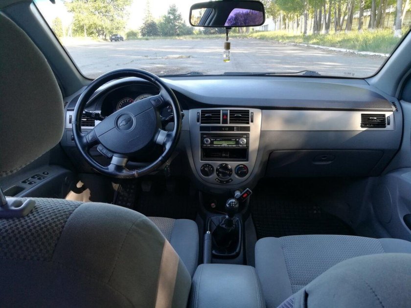 Chevrolet Lacetti 2004-2008 салон