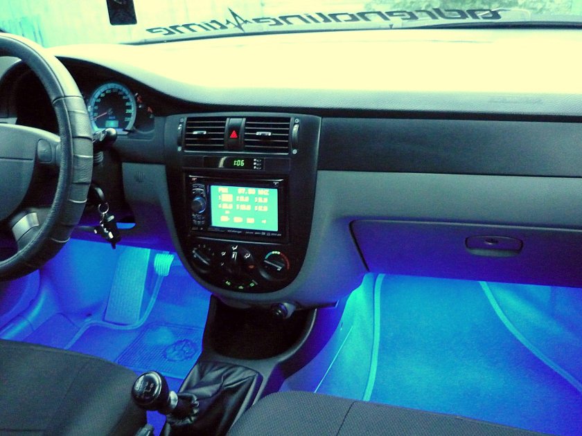 Шевроле Лачетти седан 1.6 салон