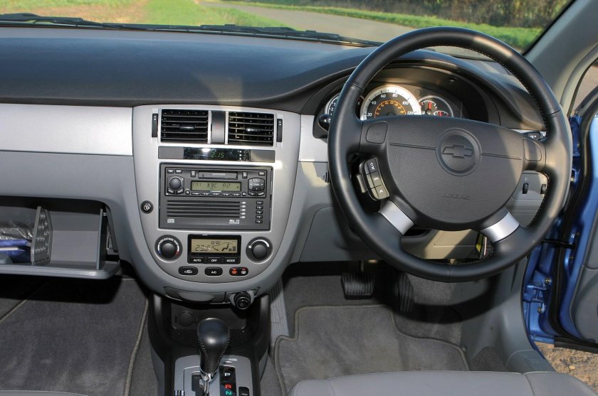 Chevrolet Lacetti 2006 салон