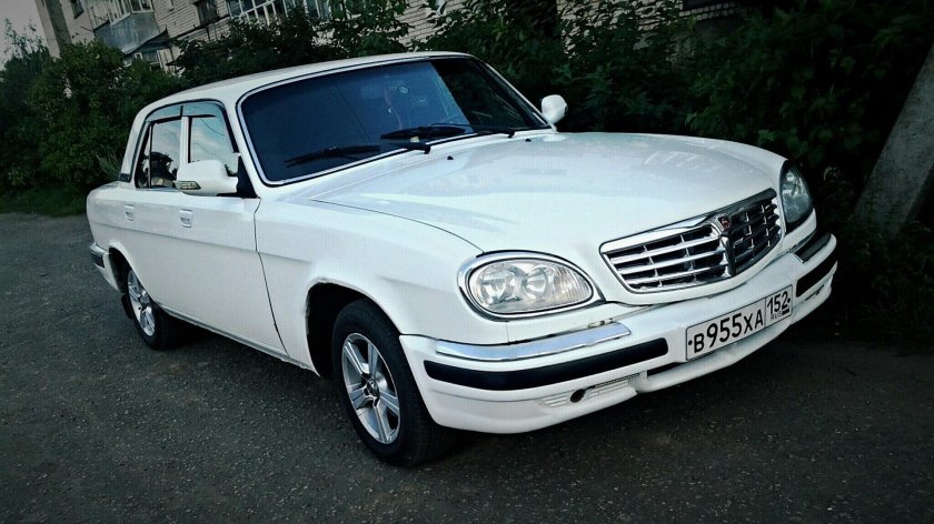 Волга ГАЗ 31105