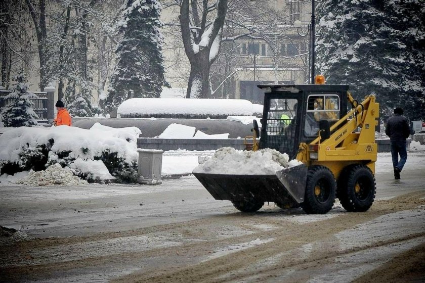 Снегоуборочная машина Амкодор 37