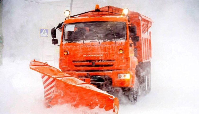 Уборка снега КДМ КАМАЗ