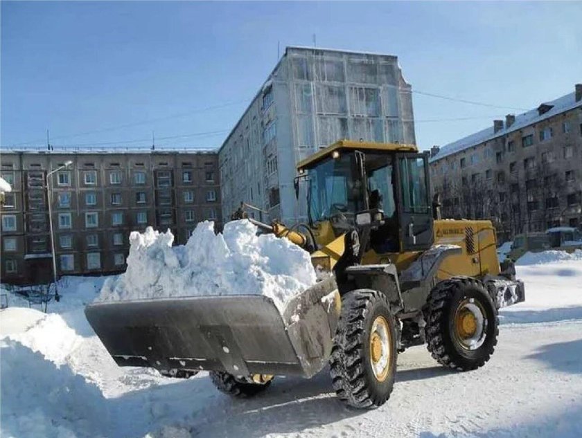 Фронтальный погрузчик SDLG 936 уборка снега