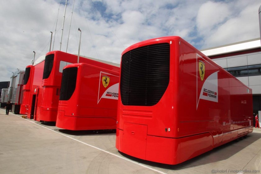 Тягач Феррари