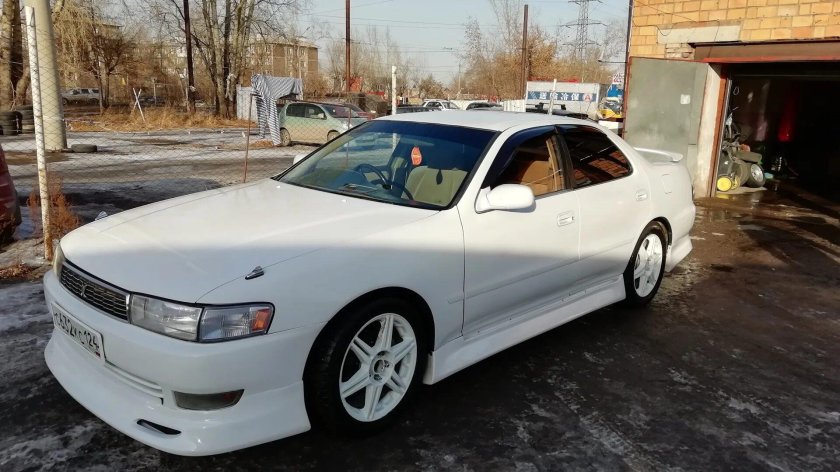 Тойота Креста 90 белая