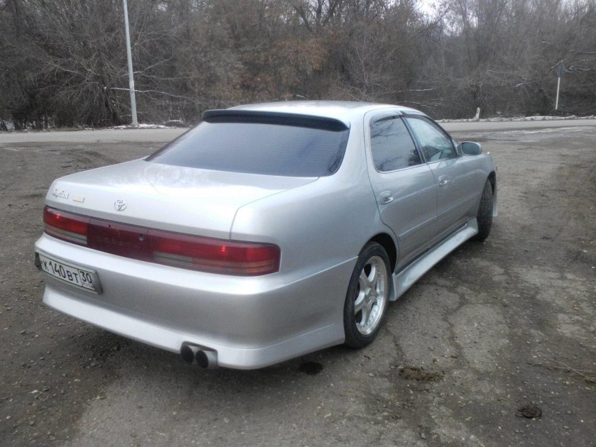 Toyota Cresta 90 кузов