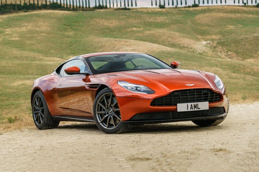 Aston Martin db11