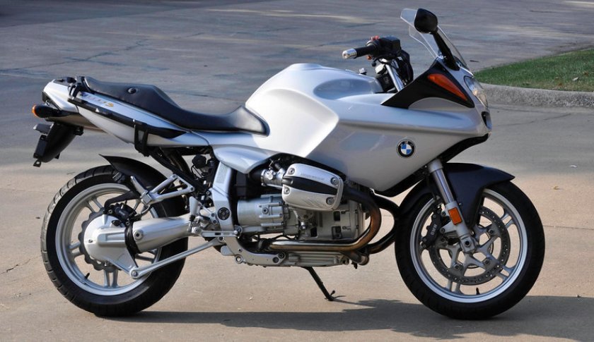 BMW r1100s