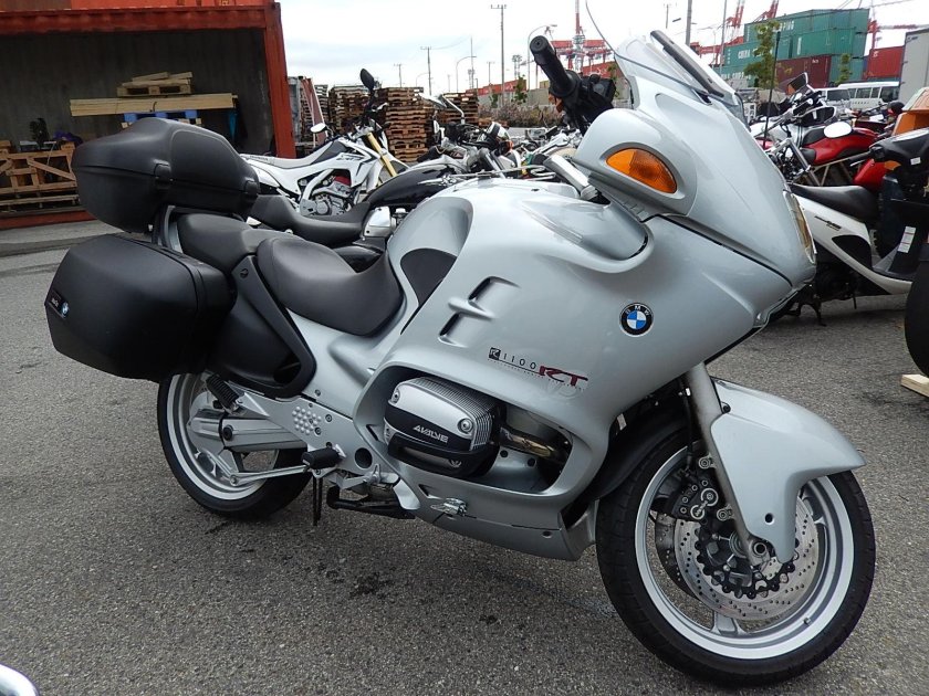 BMW r1100rt