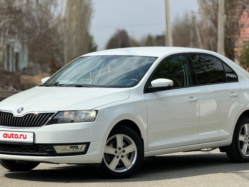 Шкода рапид 2017 белый