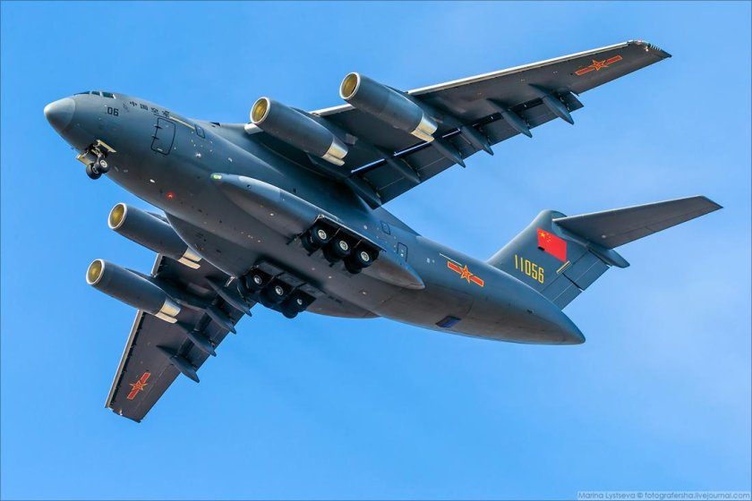 Военно-транспортный самолет Xian y-20