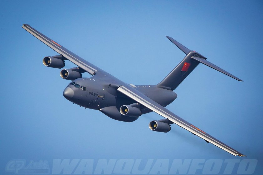 Y-20 военно-транспортный самолёт