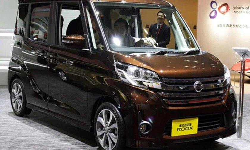 Ниссан дейз рукс