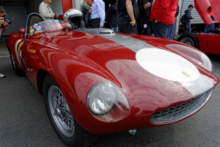 Ferrari 335 s spider scaglietti 1957