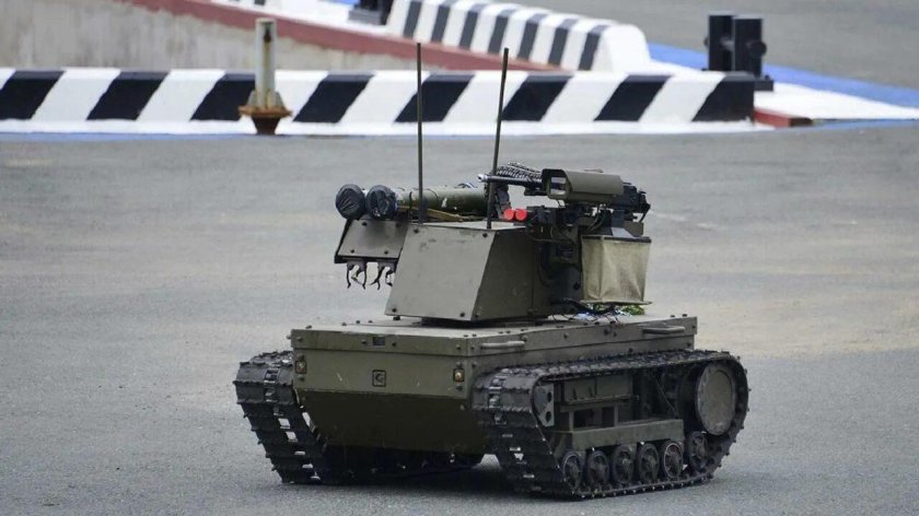 Платформа Арго боевой робот