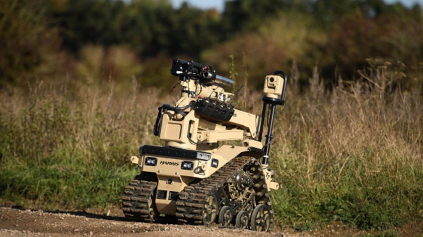 Уран-9 военный робот